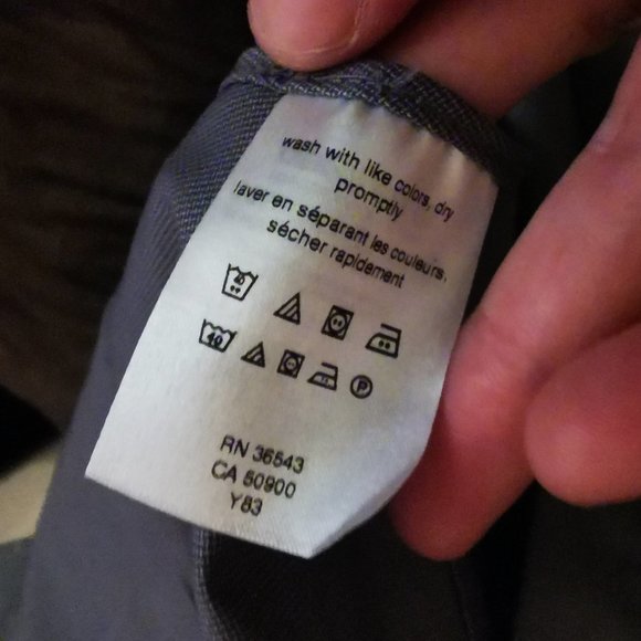 DKNY Slim-Fit Stretch Long Sleeve - Picture 4 of 4